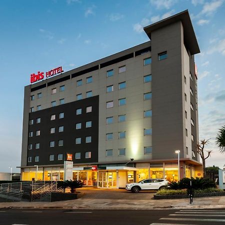 Hotel Ibis Ourinhos Esterno foto