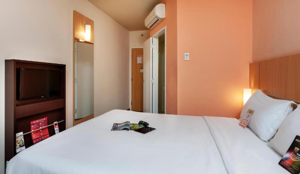 Hotel Ibis Ourinhos Esterno foto